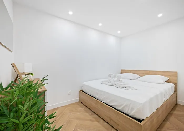 La Perle Apartment *